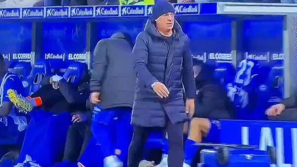 Alaves boss loses it on sideline as Real Madrid snatch victory 